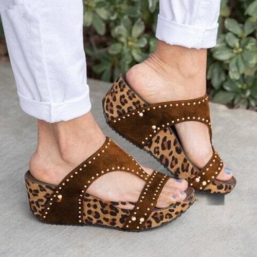 Spot Explosion Womens Large Size Sandals Fashion Light Bottom Diamond Wedge Heel Womens Casual Sandals and Slippers