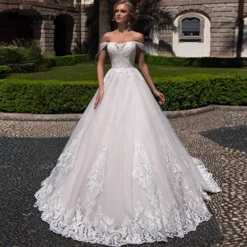 High-End Chapel Train Embroidery Appliques Tulle Off the Shoulder Bridal Ball Gown Custom Made Boat Neck Lace Up Wedding Dress