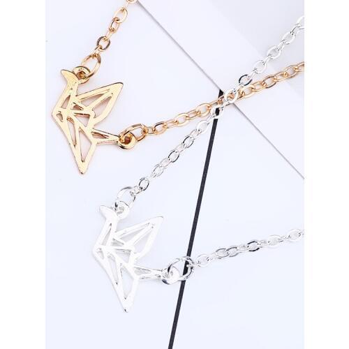Fashionable Simple Ladies Necklace Zinc Alloy Hollow Thousand Paper Crane Pendant Golden Clavicle Chain Jewelry Gift