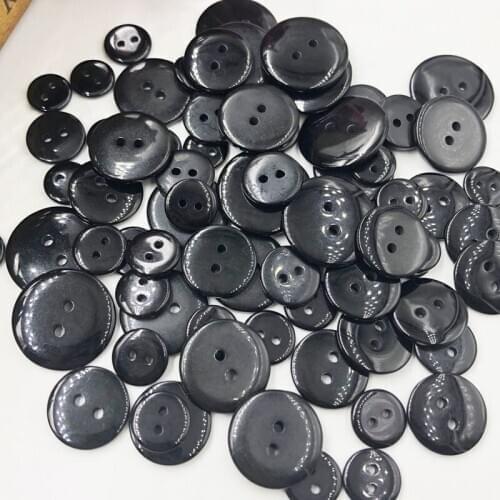 50pcs 11/13/15/18/20/22mm Black Color Overcoat Plastic Button 2 holes Craft Sewing PT263