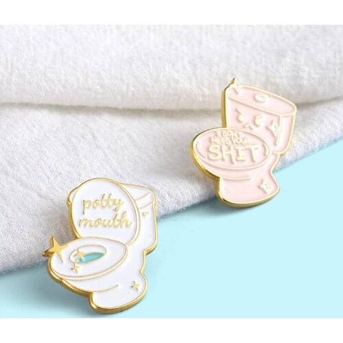 Funny Bucket Toilet Shape Alloy Enamel Brooch Cute Sweet Couple Good Friend Pin Badge Men And Women Backpack Enamel Jewelry Gift