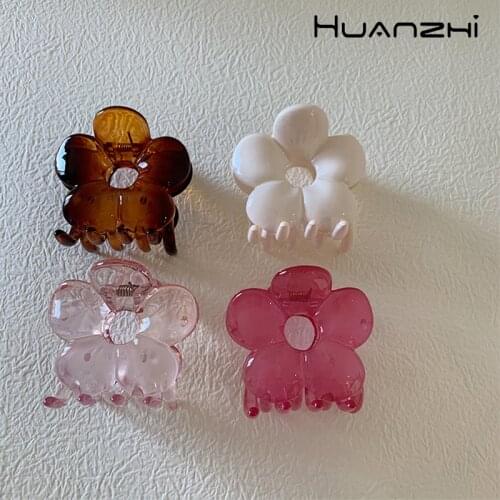 HUANZHI New Korean Sweet Colorful Transparent Flowers Hair Clip Claws Hairpin Headwear for Women Makeup Bath Hair Accessories
