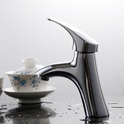 Wholesale And Retail Promotion Chrome Hot and Cold Polished Brass Bathroom Basin Faucet Vanity Sink Mixer Tap Torneira Cozinha