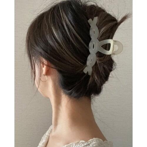 FFLACELL 2021 Korea Fashion Candy Color Geometric Arc winding Acrylic Big Hair Claw Clips for Women Girls Hair Accessories Gifts