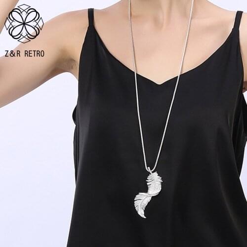 Vintage Silver Color Alloy Feather Collar Necklace Chains Around the Neck Suspension Body Decorative Jewelry for Women Unusual
