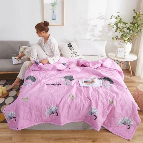 2021 Super Cool Summer Blanket Luxury Soft Blankets For Bedroom New Cotton Quilt 1 pcs