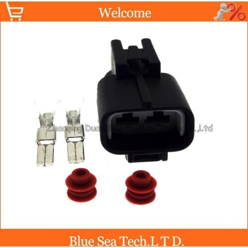 2 Pin male Auto water jet motor plug,washer pump electrical connector for Toyota crown, Lexus Highlander