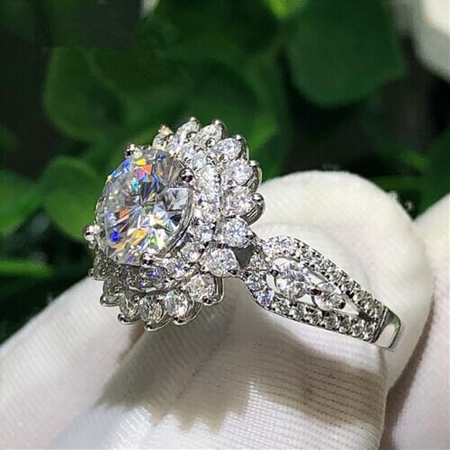 Huitan Unique Sunflower Design Women Rings Brilliant CZ Stone Fine Engagement Proposal Ring High Quality Female Jewelry Dropship