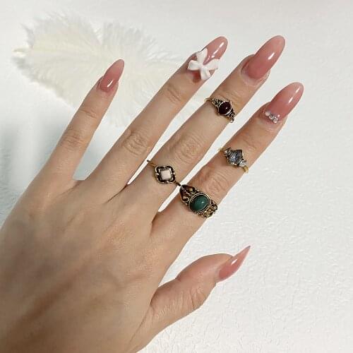 4PCS Vintage Retro Rings Set Bohemian Crystal Dark Green Punk Rings Natural Stone Lucky Midi Boho Rings Set Knuckle Women
