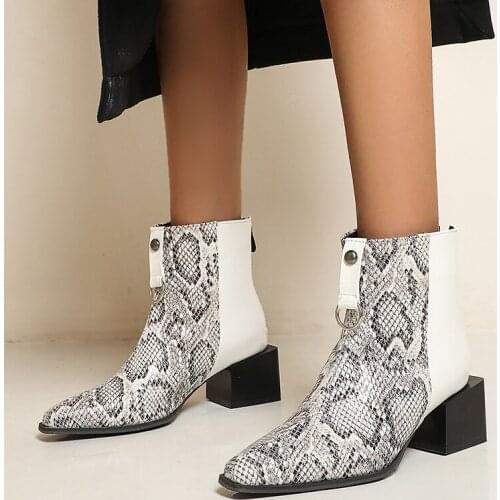 Ladies Printed Color Nude Boots Autumn Winter Stitching Square Toe Short Boots Belt Buckle Rear Zipper Square Toe Womens Shoes