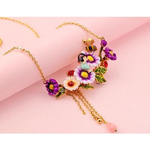 CSxjd 2019 New Sen series hand-painted Enamel Glaze flower necklace personality temperament bee girl necklace