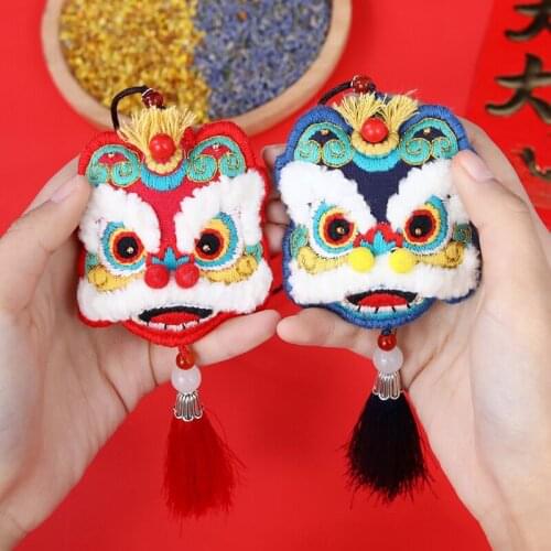 Chinese Amulet Lucky Fortune Lion Pendant DIY Embroidery Kit Handmade Material Bag Pack Needlework