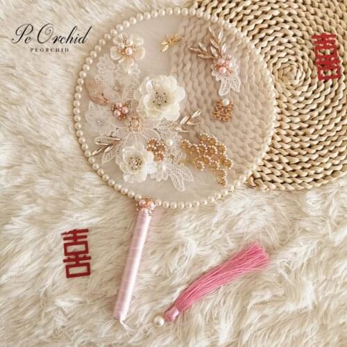 PEORCHID Lace Pearls Bridal Hand Bouquet Fan Classic Handmade Bride Hand Held Fan Photo Props Wedding Favors Bridesmaid Flowers