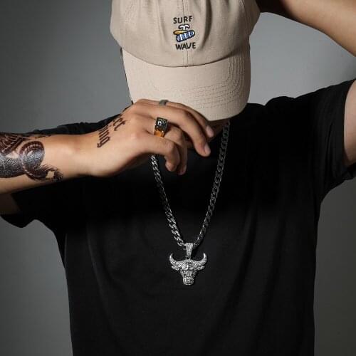 Fashion Cow Head Iced out Pendant Necklace Lion Head Shine Crystal Jewelry Animal Miami Punk Collar Gifts Hip-hop Accessories