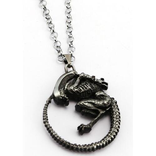 Alien v Predator Necklace AVP Aliens Pendant Fashion link chain Necklaces Friendship Gift Jewelry Accessories