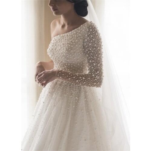 Hot One Shoulder Long Sleeves Pearls Arabic Dubai Wedding Dress Luxurious Beading Iovry Bridal GownsVestidos De Mariee