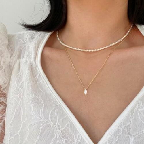 2021 Trend Elegant Jewelry White Pearl Chain Circle Pendant Necklace Unquie Women Fashion Necklace Wholesale X028