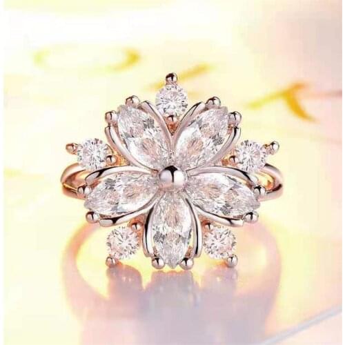 MFY Romantic Fashion Pink White Zircon Flower Ring For Women Luxury Party Engagement Weddiing Jewelry Copper Accessories
