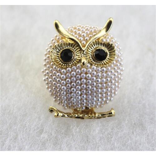 Free shipping Japanese and Korean style inlaid imitation pearl owl fashion personality exquisite wild brooch female