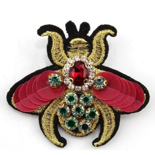 Fashion New Glass Crystal Rhinestone Insect Brooch for Women Florate Brand Clothes Party Pins and Brooches for Wedding