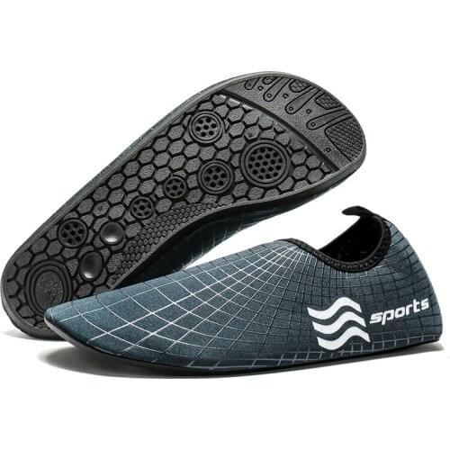 Swimming Yoga Surfing Diving Upstream Beach Barefoot Water Shoes Ultra Lightweight Spider Web Pattern Slip on Aqua Shoes for Men