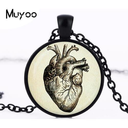 2017 new hot Anatomical heart Pendant Human Anatomical heart necklace Round Chain heart jewelry Handmade Art photo pendant HZ1