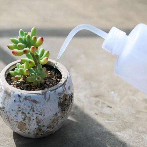 250ml New Plastic Spray Bottle Water Mist Sprayer Style And Can Watering Salon Equipment Tools Haircut Barber Plants Garden A8M1