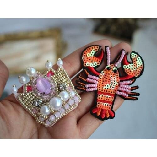 Crown Patch bead Sewing Embroidered Badges lobster Patches For Clothes Backpacks Jacket Fabric Bag Patch Fashion