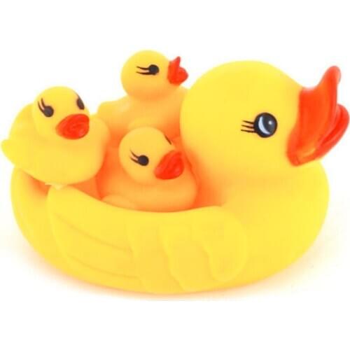 Little Yellow Duck Toys Children Bathing Water Play Squeeze Sound Toys Classic Doll Cute Rubber Kids Bath Toys M0161