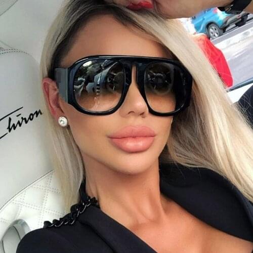 Fashion Modern Square Sunglasses Women One Piece Big Shades Female Vintage Brand Design Oversized Sun Glasses Men Oculos De Sol