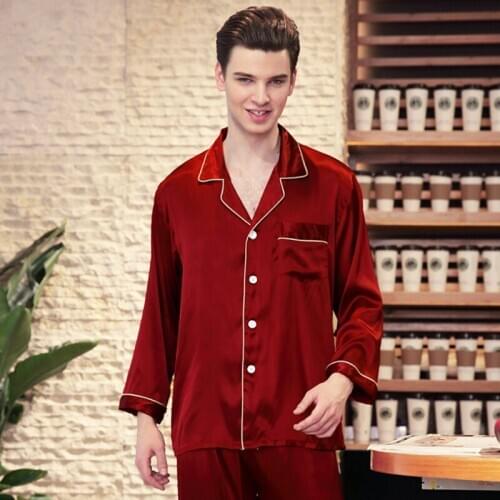 2021 Mens Stain Silk Pajama Set Men Pajamas Silk Sleepwear Men Sexy Modern Style Soft Cozy Satin Nightgown Men Summer
