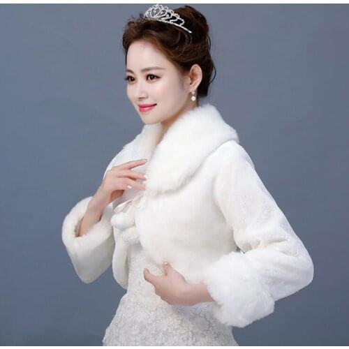 Hot Faux Fur Autumn Winter Wedding Jackets for Bride Ladies Coat Full Lined Feather Shrug Warm Fur Cloak
