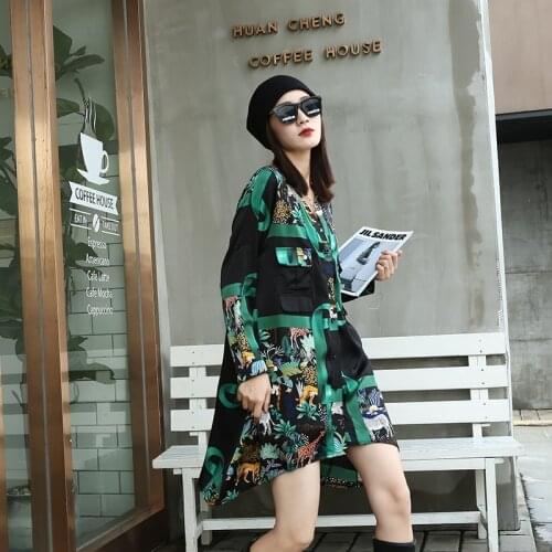 210814 Women Shirt 2021 Autumn New V-neck Long Sleeve Letters Print Single Breasted Irregular Casual Female Loose Dress