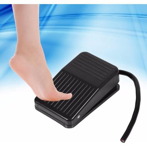 1Pc 220V 10A Plastic Foot Control Switch Power Electric Pedal On/Off Control 10Cm Cord For Universal 220/380V Sewing Machine