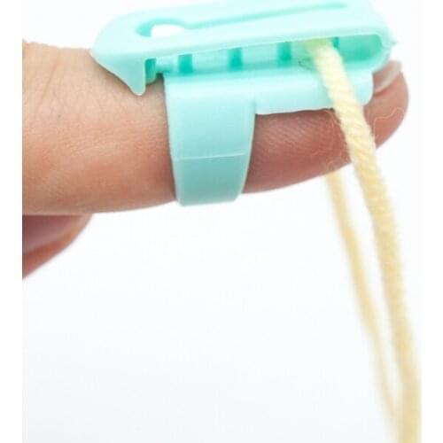 4pcs/set Finger Splitter Sweater Wool Knitting Tool 4 Yarn Guide Thimble Sewing Drop Shipping