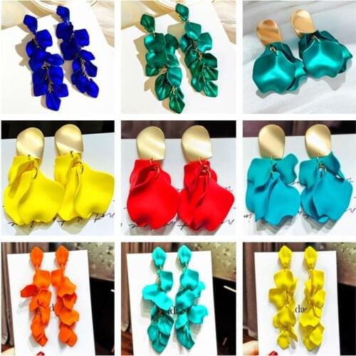 Petal Tassel Earrings Long Fashion Flower Drop Earrings for Women 2020 Korean Earrings Blue Green Dangler Statement Jewelry Girl