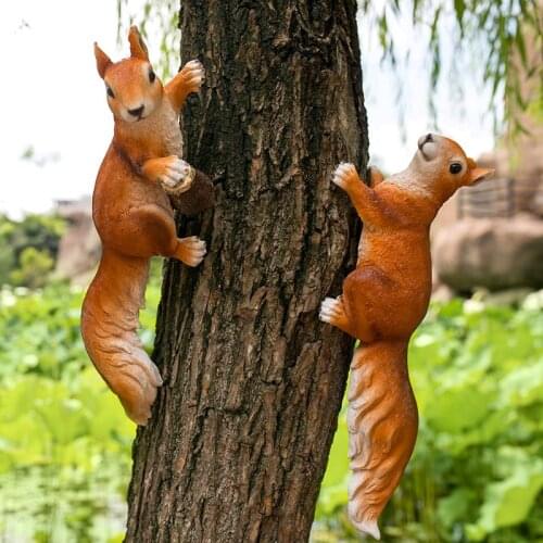 Nordic Art Simulation Tree Climbing Little Squirrel Decoration Garden Outdoor View Decoration Animal Sculpture Crafts Decoration