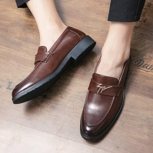 High Quality Leather Shoes Mens Patent Sneakers Black Shoes Oxford Formal Wedding Shoes Elegant Business Classic Shoes Man