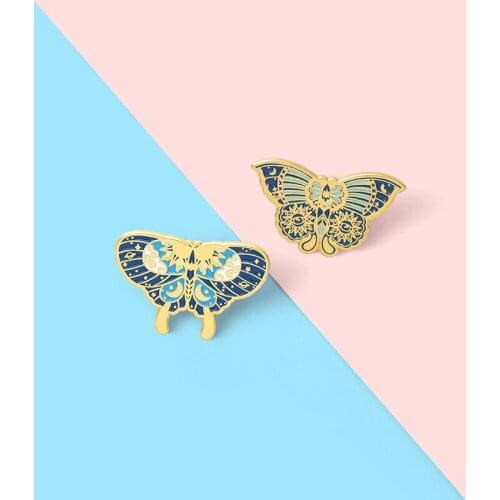 Cartoon Punk Animal Golden Butterfly Enamel Brooch Creative Alloy Pins Badge Sweet Cute Accessories Woman Jewelry Gift For Kid