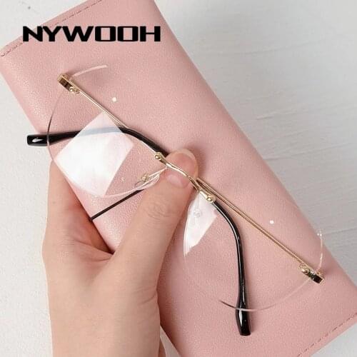NYWOOH Women's Glasses And Cases