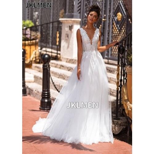 Princess White Tulle Appliques Boho Wedding Dress 2021 Long A-line Sexy V-Neck Vestidos De Novia Deep Back Pearls Robe De Mariee