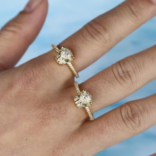 Luxury Minimal Tiny Cute Animal Leopard Engagement Band Clear CZ Rings For Women 2021 Hot Fashion Classic Leopard Charm Jewelry