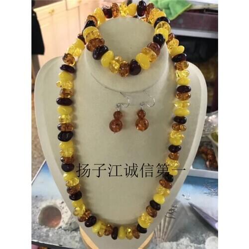 Natural amber beeswax spend pearl bracelet necklace earrings three-piece much money recommends type with pearl necklace