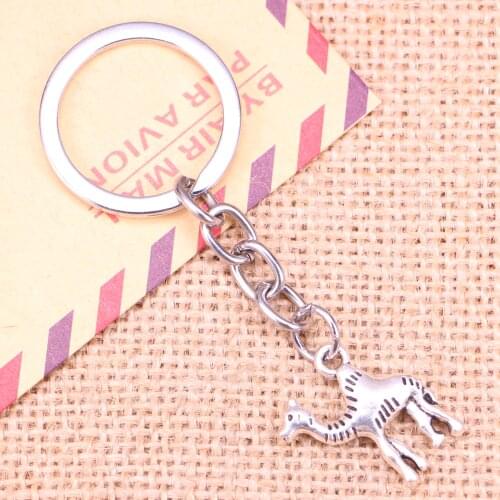20pcs New Fashion Keychain 22x20mm camel Pendants DIY Men Jewelry Car Key Chain Ring Holder Souvenir For Gift
