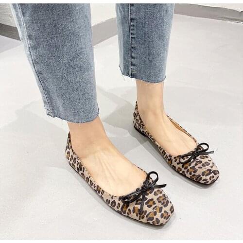 Spring/Autumn Ladies Flat Shoes New 2021 Fall Flat Casual Shallow Square Toe Suede Leopard Print Womens Shoes Large Size 34-43