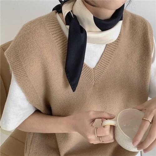 Luna&Dolphin Korean Contrast Big Square Twill Silk Crimping Scarf 90x90cm Chiffon Black White Tippet Shawl Pashmina Wrap Capes