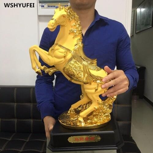 Home Furnishing Craft Decoration Artificial Horse Figurine Home Ornament Resin Golden War-horse Birthday Business Christmas Gift