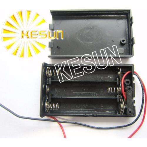 FREE SHIPPING 10PCS x 4.5V 3x AAA With Cover Plastic Black Battery Storage Case Box Holder Socket With150mm Wire Leads