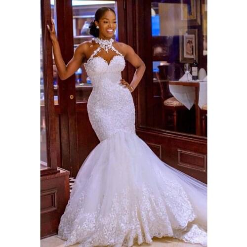 Gorgeous Mermaid African Wedding Dresses Halter Lace Appliqued Bridal Gowns
