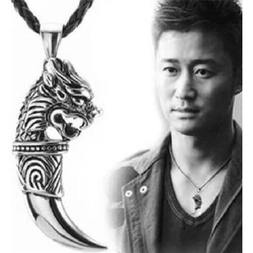 Punk Necklace Brave Men Wolf Dog Teeth Spike Pendant Necklace Women Men Lucky Jewelry Classic Amulet Necklaces Pendants